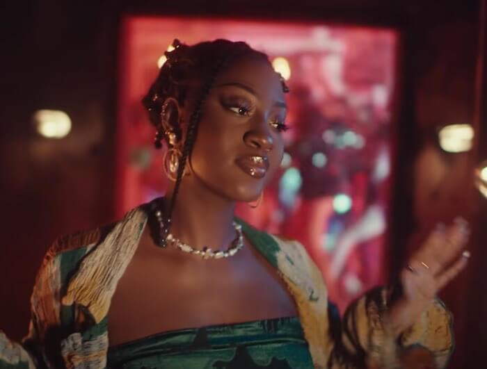 [Video] Tems - Crazy Tings 