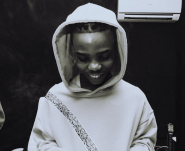 Lyta – Be